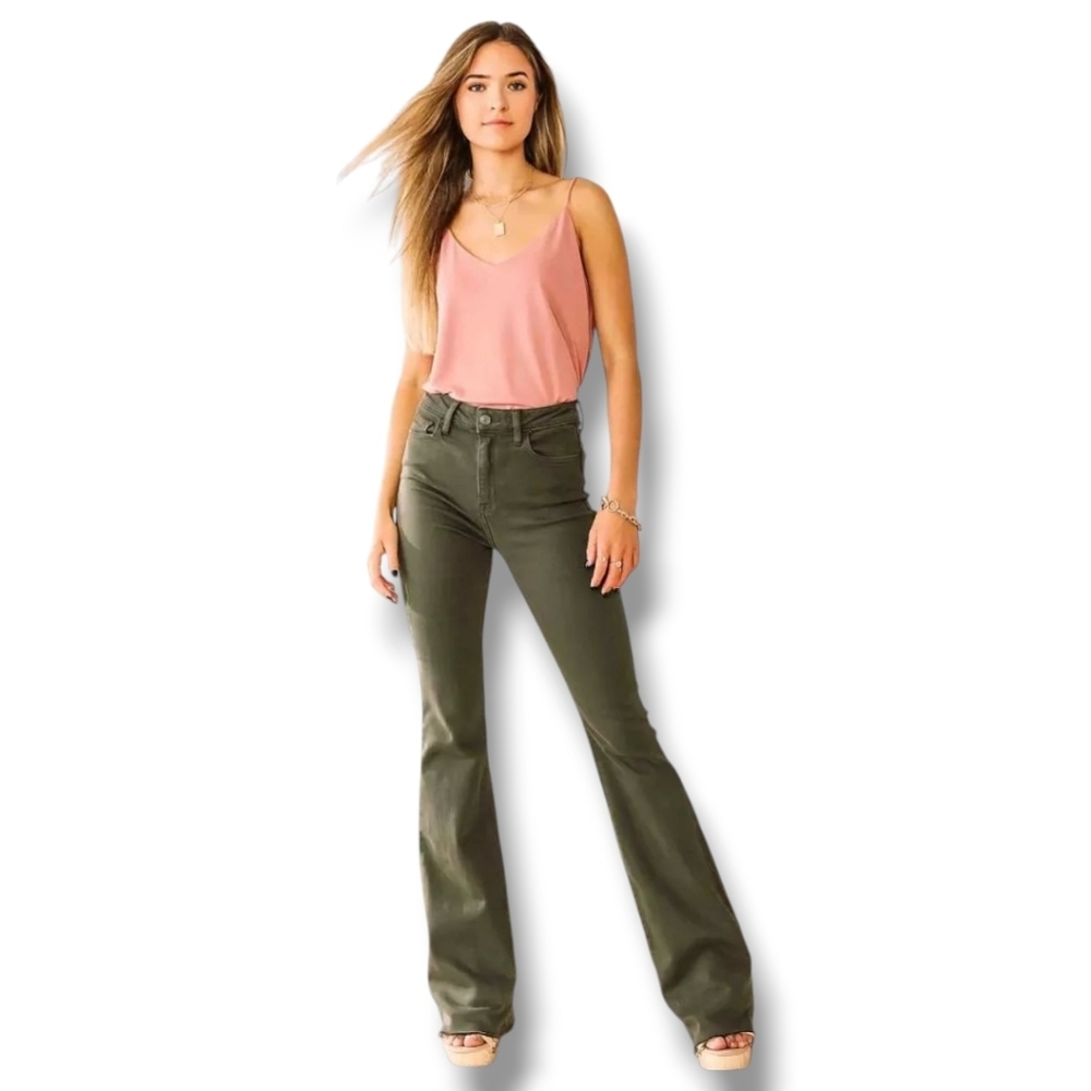 NWT American Eagle Outfitters Super Hi-Rise Flare Jeans ll Size 0 Short